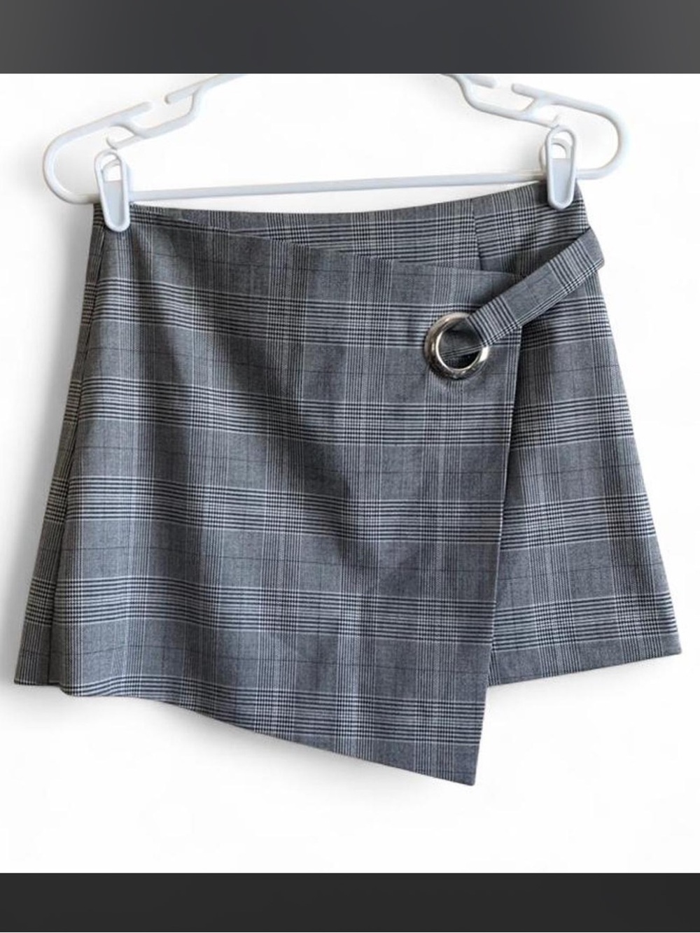 Forever21 Grey Plaid Asymmetric Skirt Size Small